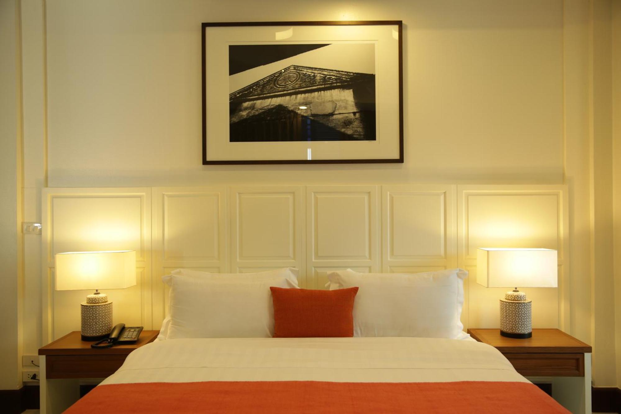Nandha Hotel Бангкок Екстер'єр фото